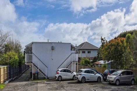 Photo of property in 69m Woodward Road, Mount Albert, Auckland, 1025