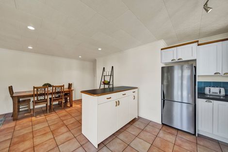 Photo of property in 3 Campbell Street, Hawera, 4610