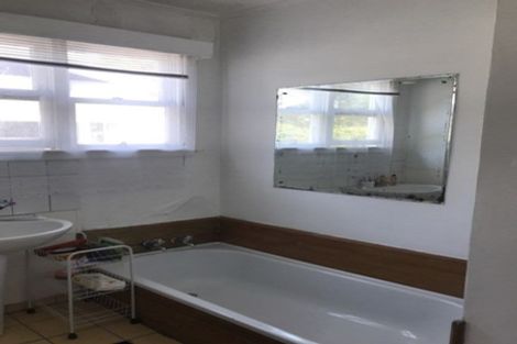 Photo of property in 12 Woodford Road, Mount Eden, Auckland, 1024