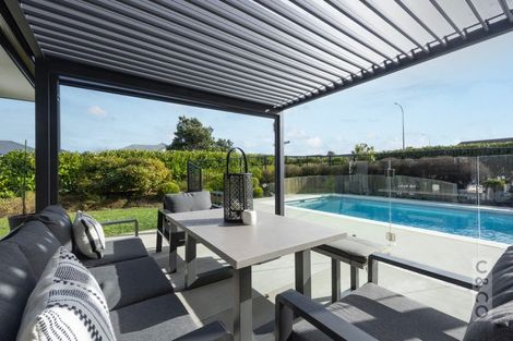 Photo of property in 19 Pohutukawa Parade, Riverhead, 0820