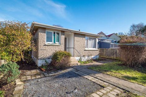 Photo of property in 11 Pencarrow Street, Caversham, Dunedin, 9012