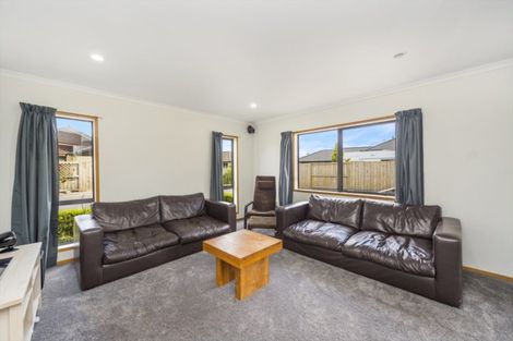 Photo of property in 19 Holford Place, Huntington, Hamilton, 3210