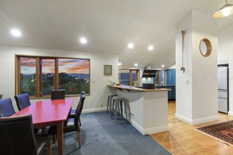 Photo of property in 12-12a Maungaraki Road, Korokoro, Lower Hutt, 5012