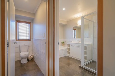 Photo of property in 73 Cholmondeley Crescent, Whitianga, 3510