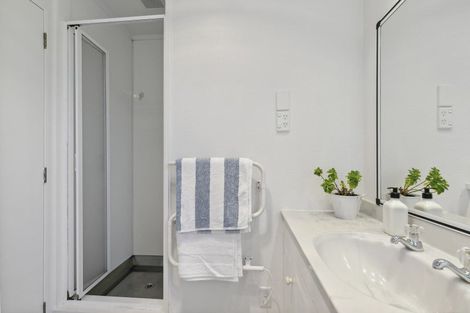 Photo of property in 94 Montgomery Avenue, Karori, Wellington, 6012