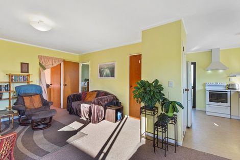 Photo of property in 3/48 Tennyson Crescent, Stoke, Nelson, 7011