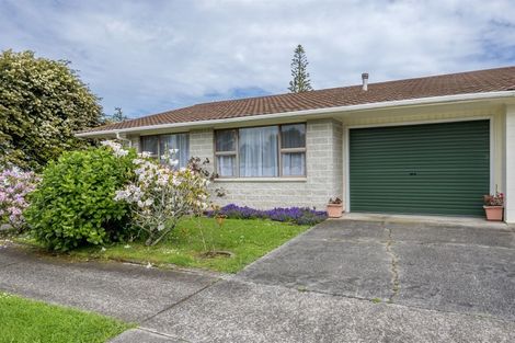 Photo of property in 2 Anzac Road, Otaki, 5512