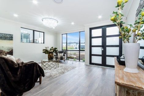 Photo of property in 25 Nightingale Road, Flat Bush, Auckland, 2019