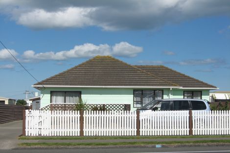 Photo of property in 137 Puriri Street, Castlecliff, Whanganui, 4501