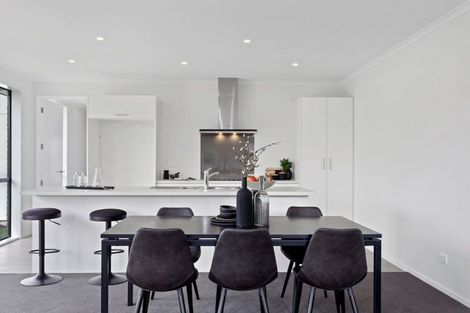 Photo of property in 18 Sholto Duncan Crescent, Halswell, Christchurch, 8025