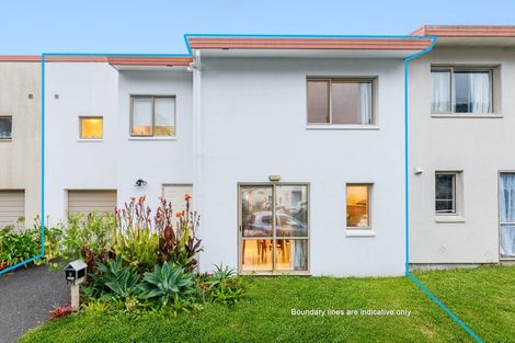 Photo of property in 9 Lockington Avenue, Henderson, Auckland, 0612