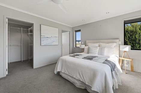 Photo of property in 8 Vantage Place, Omokoroa, 3114