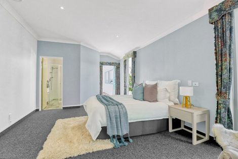 Photo of property in 39 Lanyon Place, Whitby, Porirua, 5024