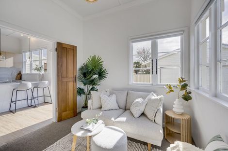 Photo of property in 11a Moeller Street, Taradale, Napier, 4112