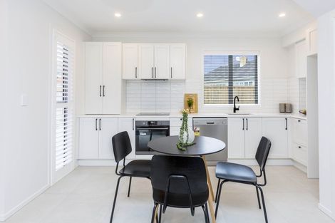 Photo of property in 44c Pine Avenue, Upper Hutt Central, Upper Hutt, 5018