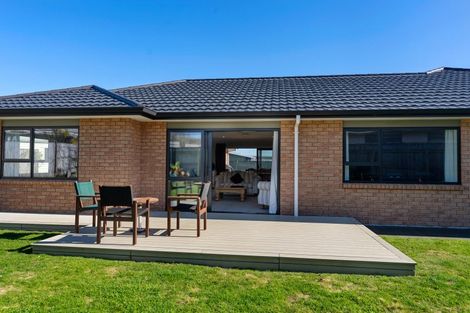 Photo of property in 7 Pohatu Lane, Otaki, 5512