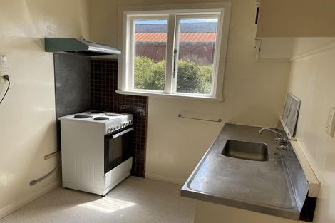 Photo of property in 55 Endeavour Street, Lyall Bay, Wellington, 6022