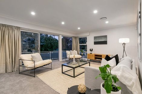 Photo of property in 4 Kerrymaria Place, Hillcrest, Auckland, 0627