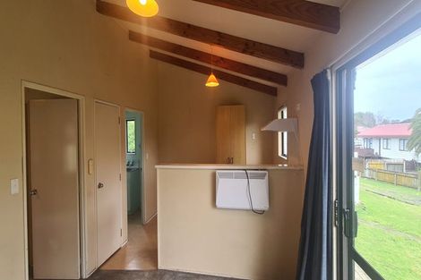 Photo of property in 11 Kirton Crescent, Manurewa, Auckland, 2102