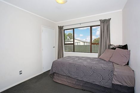 Photo of property in 30 Riverside Drive, Waiuku, 2123