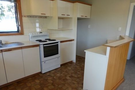 Photo of property in 5 Fairmile Place, Russley, Christchurch, 8042