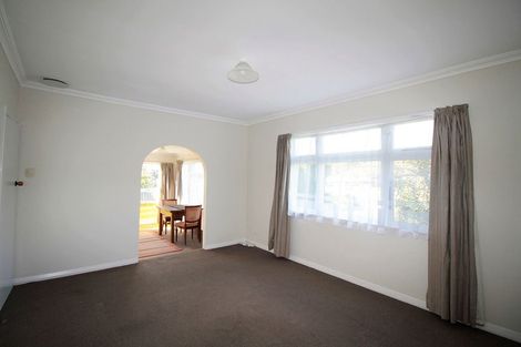Photo of property in 85 Bartholomew Road, Levin, 5510