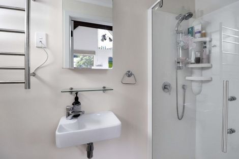 Photo of property in 21 Orissa Crescent, Broadmeadows, Wellington, 6035