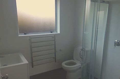 Photo of property in 32 Dunbarton Street, Redwood, Christchurch, 8051