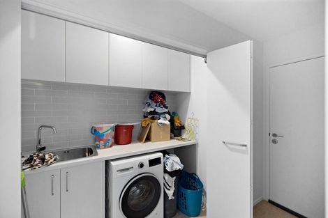 Photo of property in 15 Corriedale Road, Jacks Point, 9371