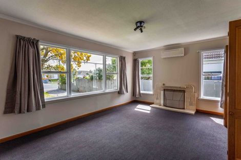 Photo of property in 83 Middleton Road, Upper Riccarton, Christchurch, 8041