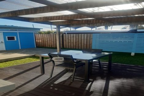 Photo of property in 1/126 Clevedon Road, Papakura, 2110