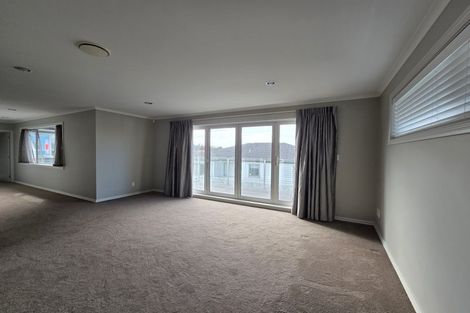 Photo of property in 6b Marina View Drive, West Harbour, Auckland, 0618