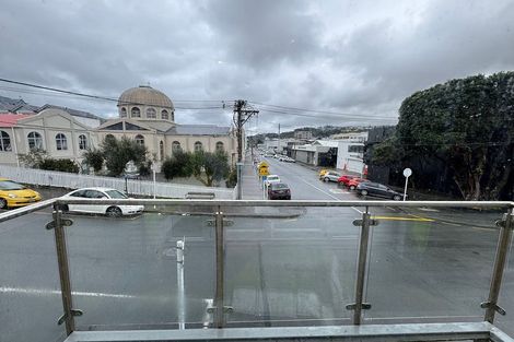 Photo of property in 4/41 Home Street, Mount Victoria, Wellington, 6011