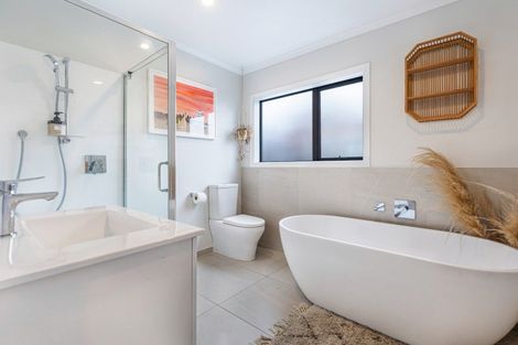 Photo of property in 9a Ian Morrison Road, Hobsonville, Auckland, 0616