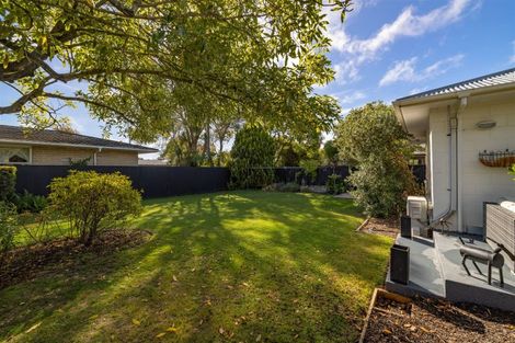 Photo of property in 32 Rossiter Avenue, Redwood, Christchurch, 8051