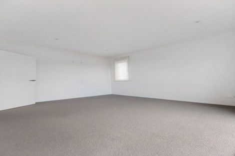 Photo of property in 61b Millen Avenue, Pakuranga, Auckland, 2010