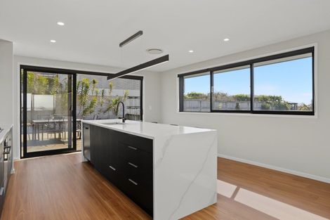Photo of property in 3 Tirinui Crest Road, Otumoetai, Tauranga, 3110