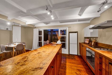 Photo of property in 18 Ohawe Terrace, Ohawe, Hawera, 4671