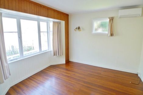 Photo of property in 103 Bolton Street, Blockhouse Bay, Auckland, 0600