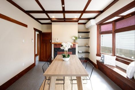 Photo of property in 122 Wellesley Road, Napier South, Napier, 4110