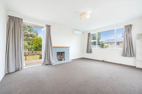 Photo of property in 57a Tiroroa Avenue, Te Atatu South, Auckland, 0610