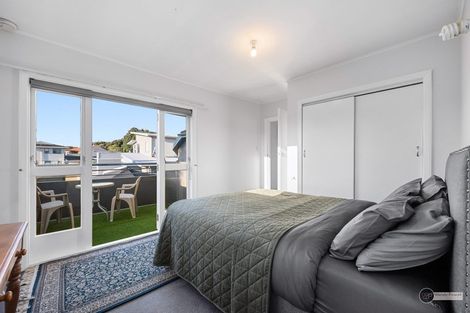 Photo of property in 37 Pohutukawa Street, Woburn, Lower Hutt, 5010