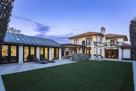 Photo of property in 87 Merivale Lane, Merivale, Christchurch, 8014