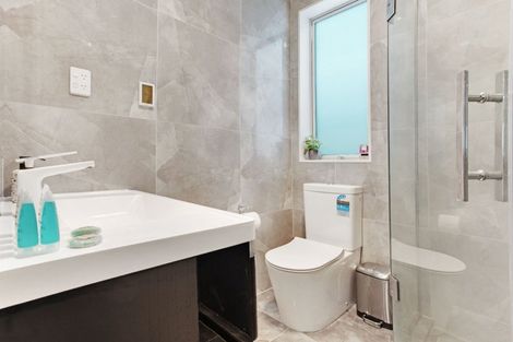 Photo of property in 20 Thomas Rielly Avenue, Hobsonville, Auckland, 0616