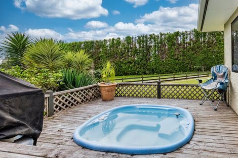 Photo of property in 387 Kerikeri Road, Kerikeri, 0230