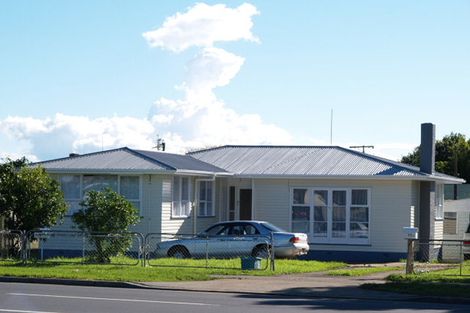 Photo of property in 473 Massey Road, Mangere East, Auckland, 2024