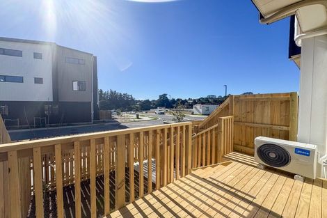 Photo of property in 340d Ormiston Road, Flat Bush, Auckland, 2019