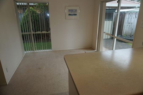 Photo of property in 2/43 Kilimanjaro Drive, Northpark, Auckland, 2013