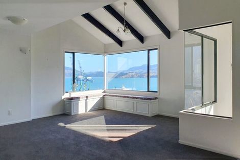 Photo of property in 27 Reserve Terrace, Lyttelton, 8082