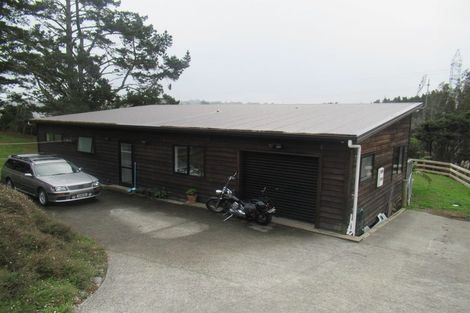 Photo of property in 211 Paremoremo Road, Lucas Heights, Auckland, 0632